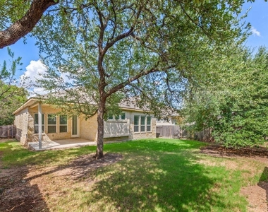 5209 Mandevilla Dr - Photo Thumbnail 36