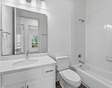 5209 Mandevilla Dr - Photo Thumbnail 21