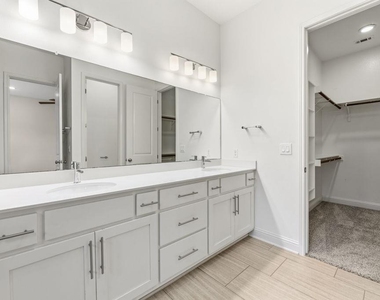5209 Mandevilla Dr - Photo Thumbnail 20