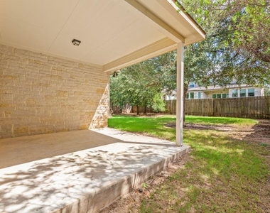 5209 Mandevilla Dr - Photo Thumbnail 37