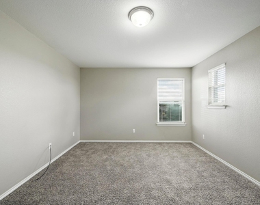 191 Cushman Dr - Photo Thumbnail 11