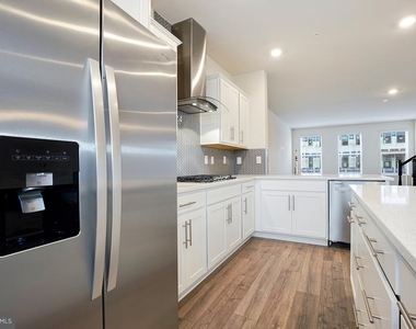 857 Amity Street - Photo Thumbnail 17