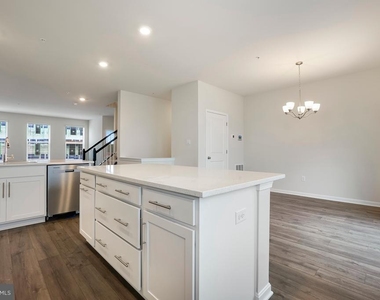 857 Amity Street - Photo Thumbnail 43
