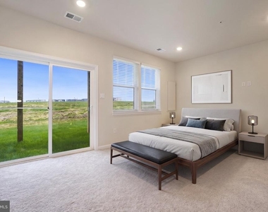 857 Amity Street - Photo Thumbnail 3