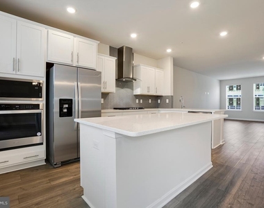 857 Amity Street - Photo Thumbnail 42