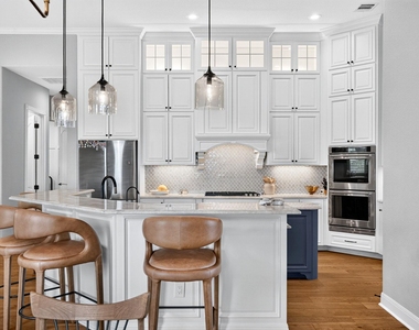 402 Aria Dr - Photo Thumbnail 10