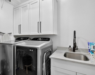 402 Aria Dr - Photo Thumbnail 26