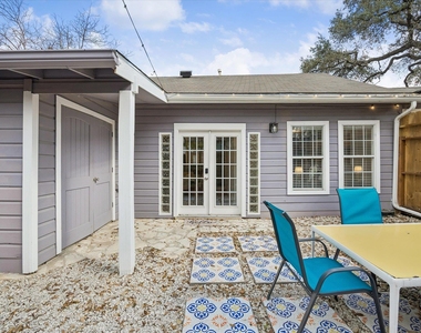 211 Lessin Ln - Photo Thumbnail 3