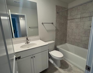 2197 Winterberry Lane - Photo Thumbnail 11