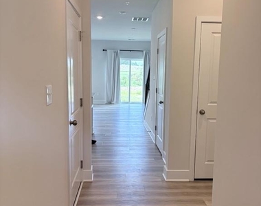 2197 Winterberry Lane - Photo Thumbnail 2