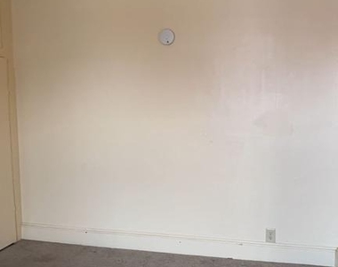 102 W Main Street - Photo Thumbnail 2