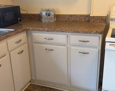 102 W Main Street - Photo Thumbnail 1