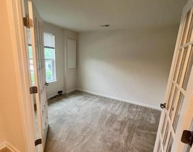 12001 Roy Hobbs Place - Photo Thumbnail 19