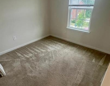 12001 Roy Hobbs Place - Photo Thumbnail 11