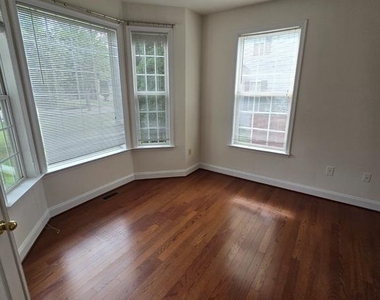 10491 Carberry Court - Photo Thumbnail 4