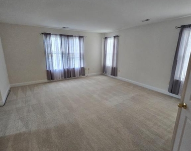 10491 Carberry Court - Photo Thumbnail 25