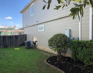 9217 Rowlands Sayle Rd - Photo Thumbnail 14