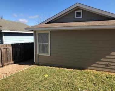 9217 Rowlands Sayle Rd - Photo Thumbnail 15