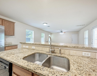 1508 Big Bend Dr - Photo Thumbnail 10