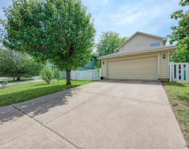 1508 Big Bend Dr - Photo Thumbnail 34