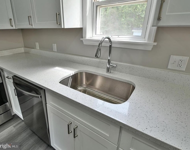 19 Pelczar Avenue - Photo Thumbnail 21