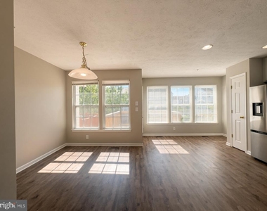 9899 Decatur Road - Photo Thumbnail 8