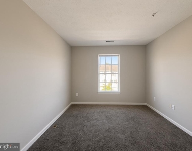 9899 Decatur Road - Photo Thumbnail 12