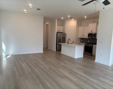 13102 Incline Dr - Photo Thumbnail 17