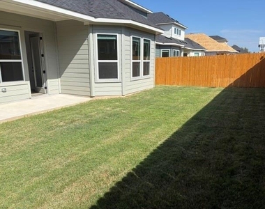 13102 Incline Dr - Photo Thumbnail 18