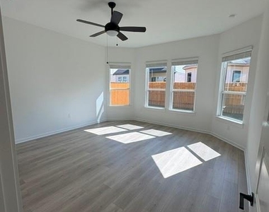 13102 Incline Dr - Photo Thumbnail 6