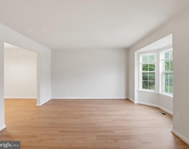 7203 Rutherford Green Circle - Photo Thumbnail 1