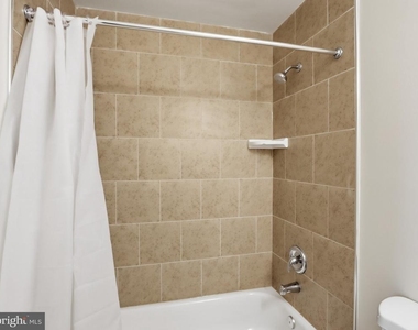 7203 Rutherford Green Circle - Photo Thumbnail 19