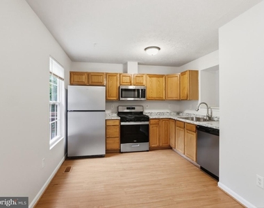36 Gwynnswood Road - Photo Thumbnail 3