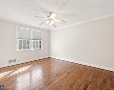 110 Brandon Road - Photo Thumbnail 17