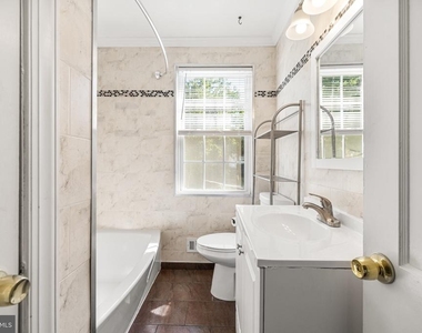 110 Brandon Road - Photo Thumbnail 15