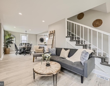 822 Wise Avenue - Photo Thumbnail 4