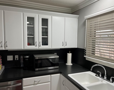 512 Krebs Ln - Photo Thumbnail 17