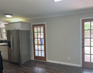 512 Krebs Ln - Photo Thumbnail 5