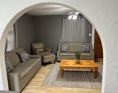 512 Krebs Ln - Photo Thumbnail 2