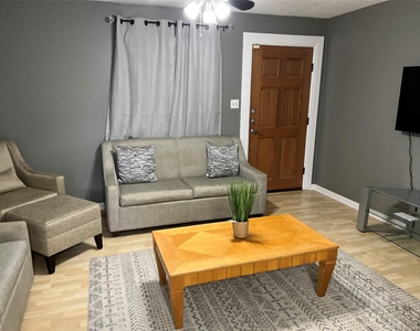 512 Krebs Ln - Photo Thumbnail 4