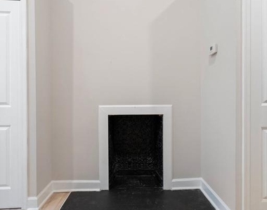 1927 Saint Paul Street - Photo Thumbnail 11
