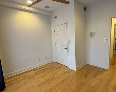 1625 Clarkson Street - Photo Thumbnail 15