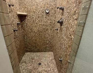 1625 Clarkson Street - Photo Thumbnail 12