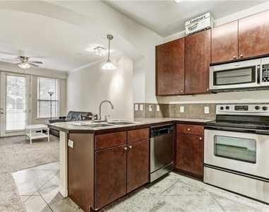 2505 San Gabriel St - Photo Thumbnail 1