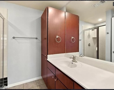 2505 San Gabriel St - Photo Thumbnail 8