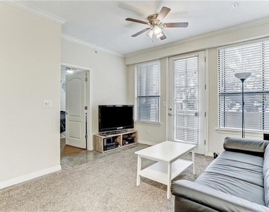 2505 San Gabriel St - Photo Thumbnail 2