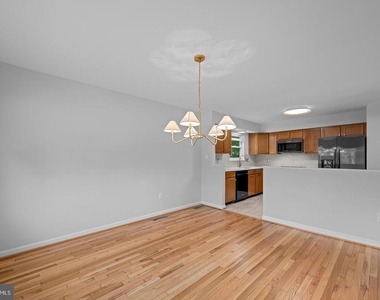 100 Oak Drive - Photo Thumbnail 17