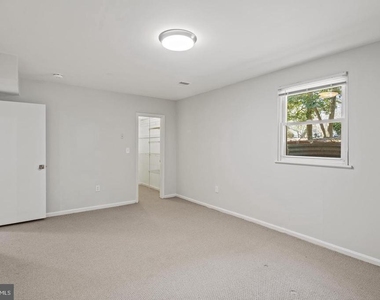 100 Oak Drive - Photo Thumbnail 34