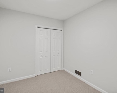 100 Oak Drive - Photo Thumbnail 38