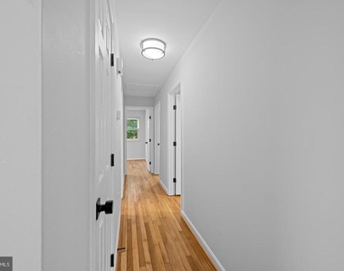 100 Oak Drive - Photo Thumbnail 48